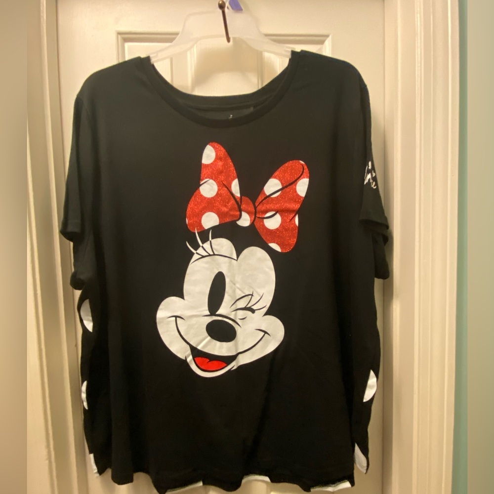 NWT Disney Minnie Mouse polka dot Top